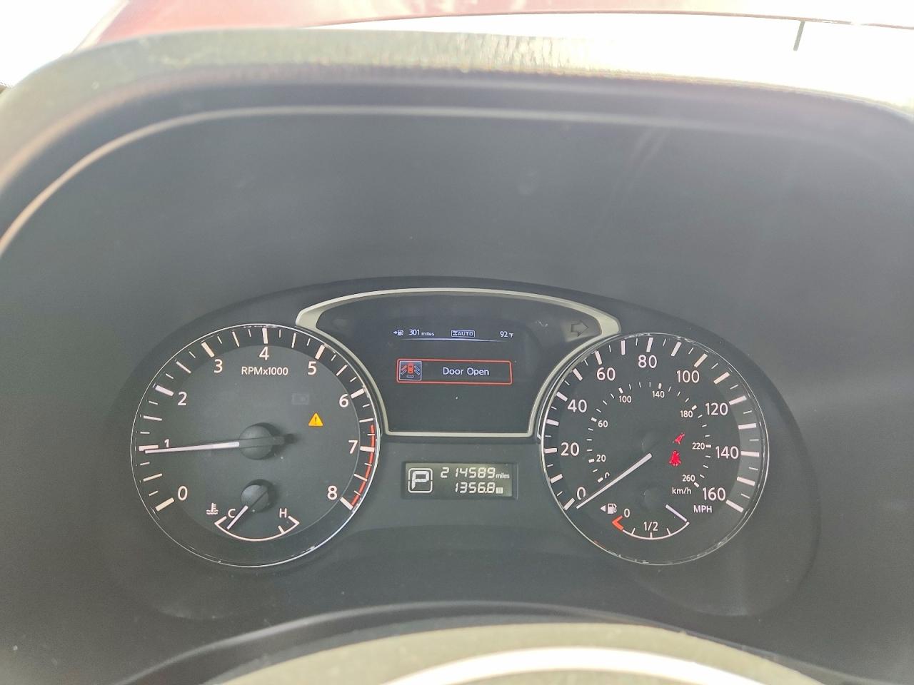 2013 Nissan Pathfinder S Red vin: 5N1AR2MM9DC613527