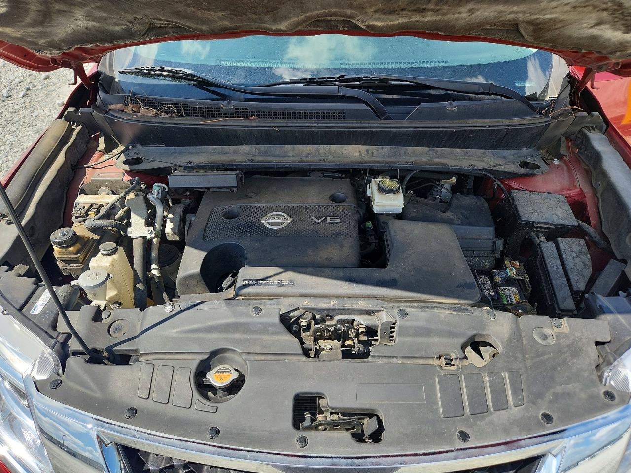2013 Nissan Pathfinder S Red vin: 5N1AR2MM9DC613527