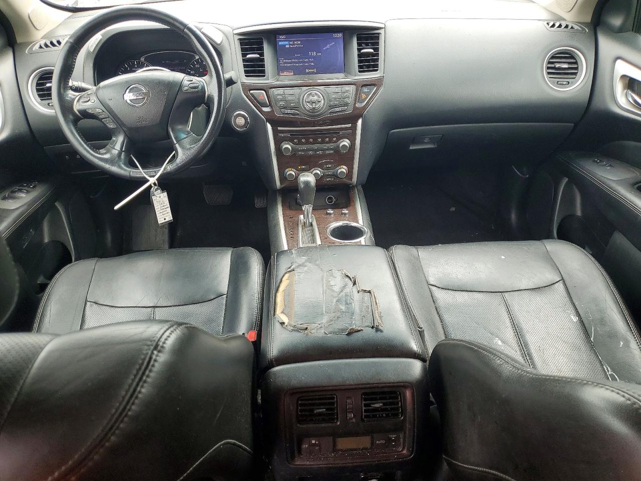 2013 Nissan Pathfinder S Silver vin: 5N1AR2MM9DC617058