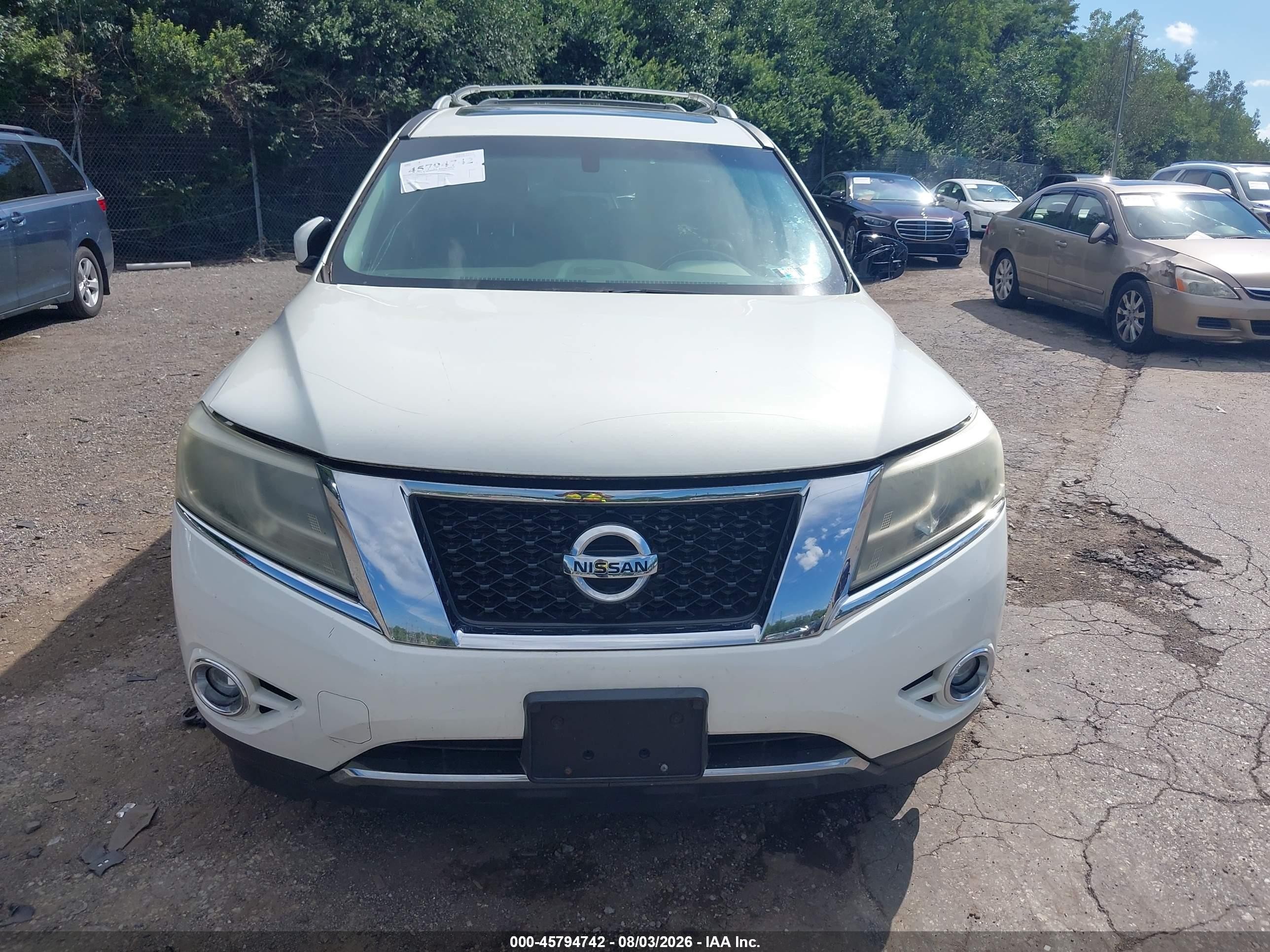 2013 Nissan Pathfinder Sl White vin: 5N1AR2MM9DC625015