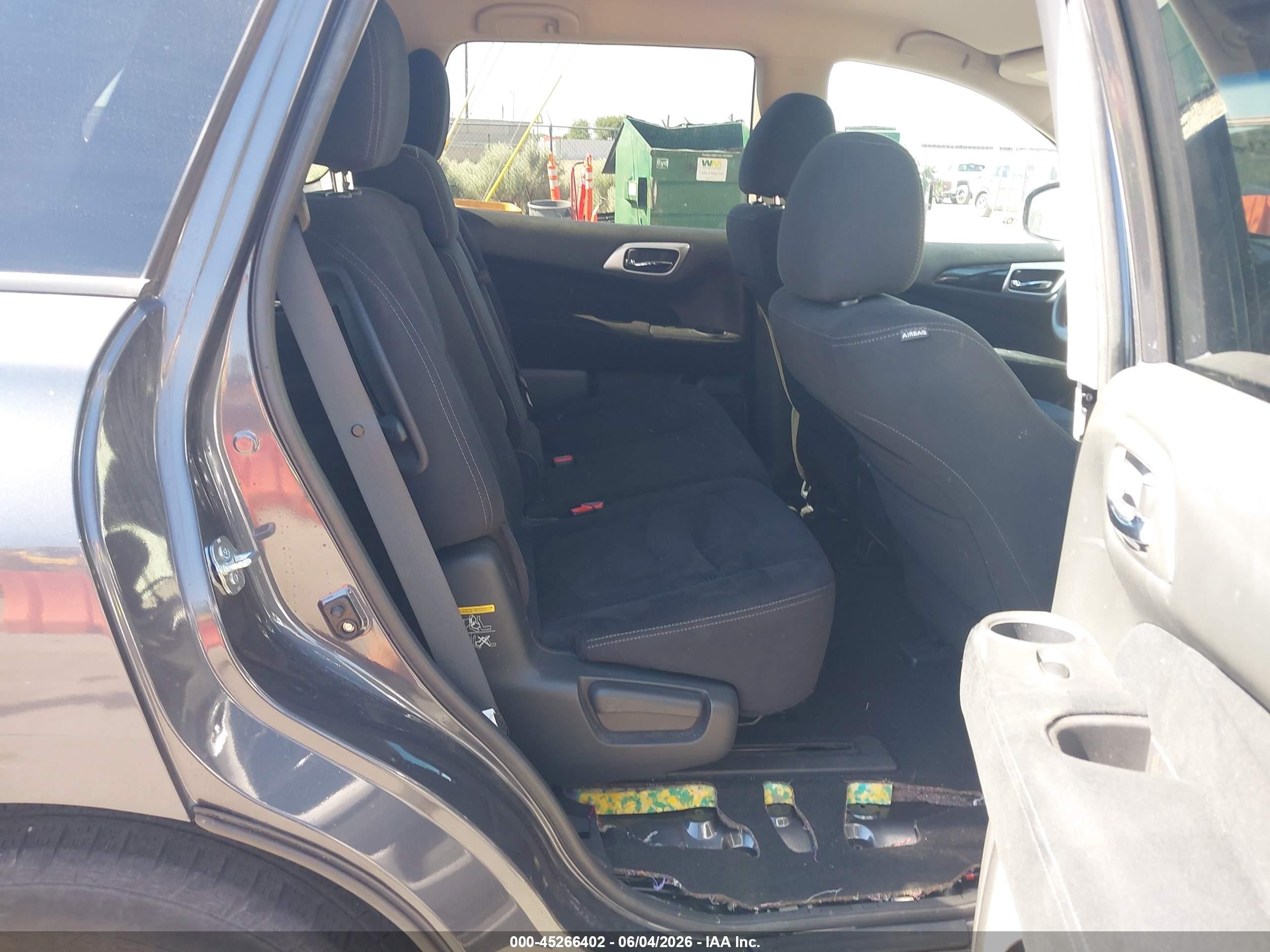 2013 Nissan Pathfinder S Gray vin: 5N1AR2MM9DC633051