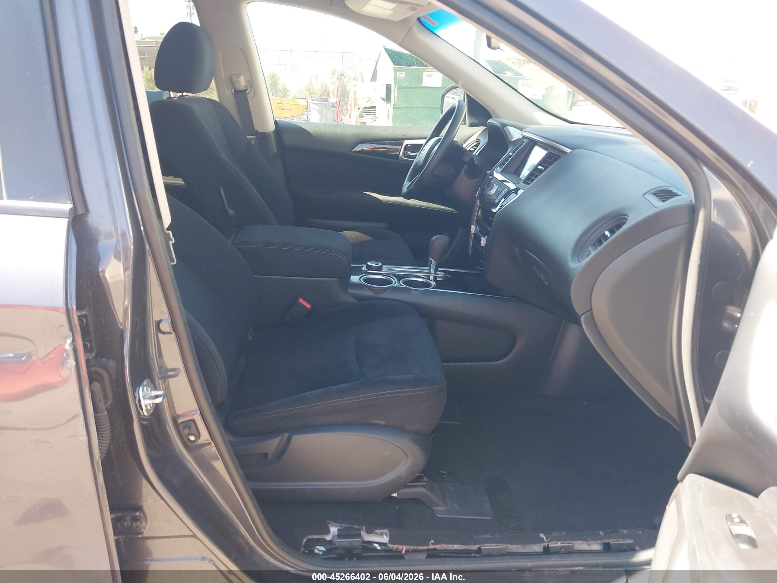 2013 Nissan Pathfinder S Gray vin: 5N1AR2MM9DC633051