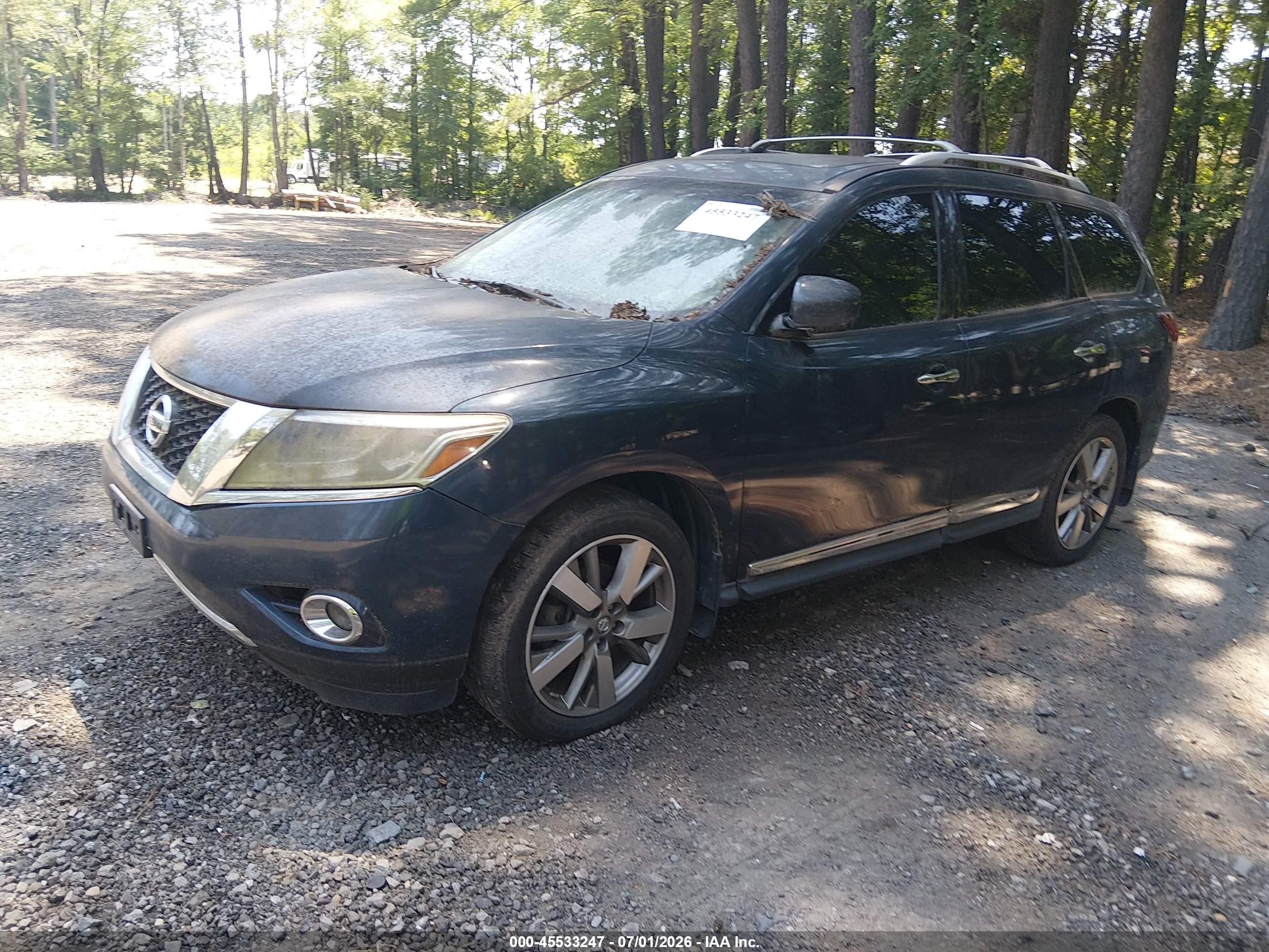2013 Nissan Pathfinder Platinum Dark Blue vin: 5N1AR2MM9DC638797