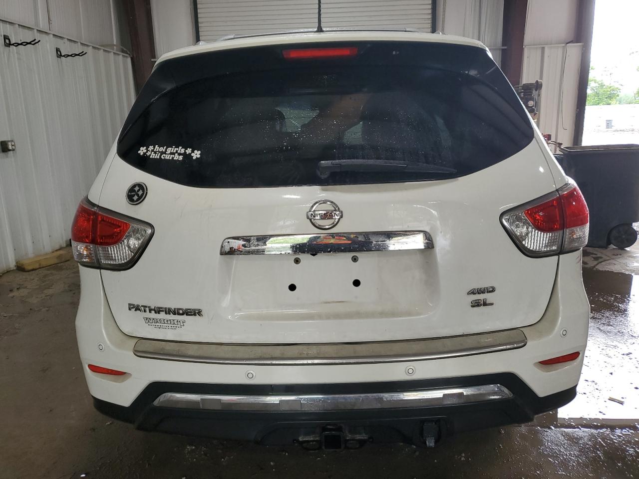 2013 Nissan Pathfinder S/sv/sl/platinum White vin: 5N1AR2MM9DC644793