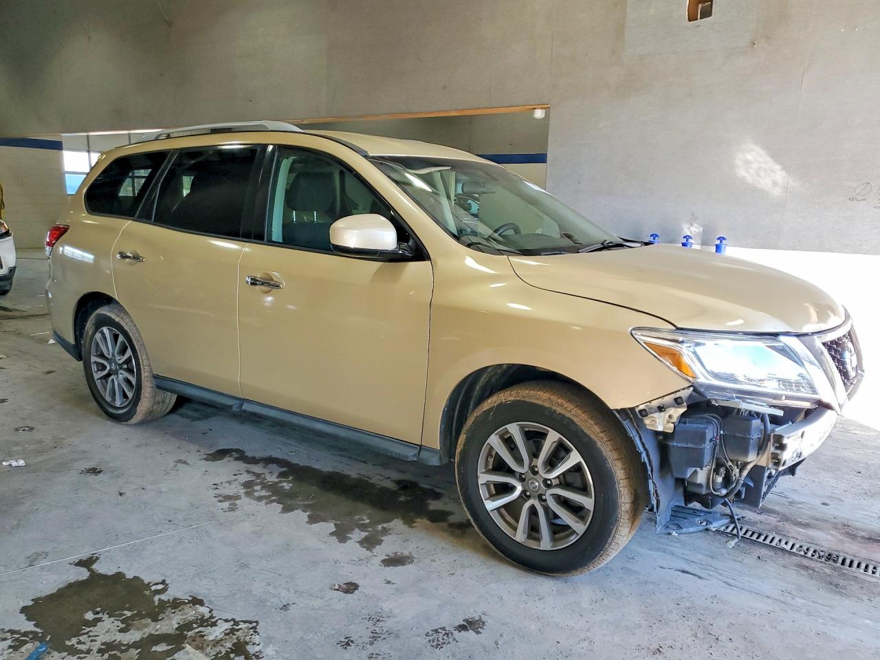 2013 Nissan Pathfinder S Gold vin: 5N1AR2MM9DC667345