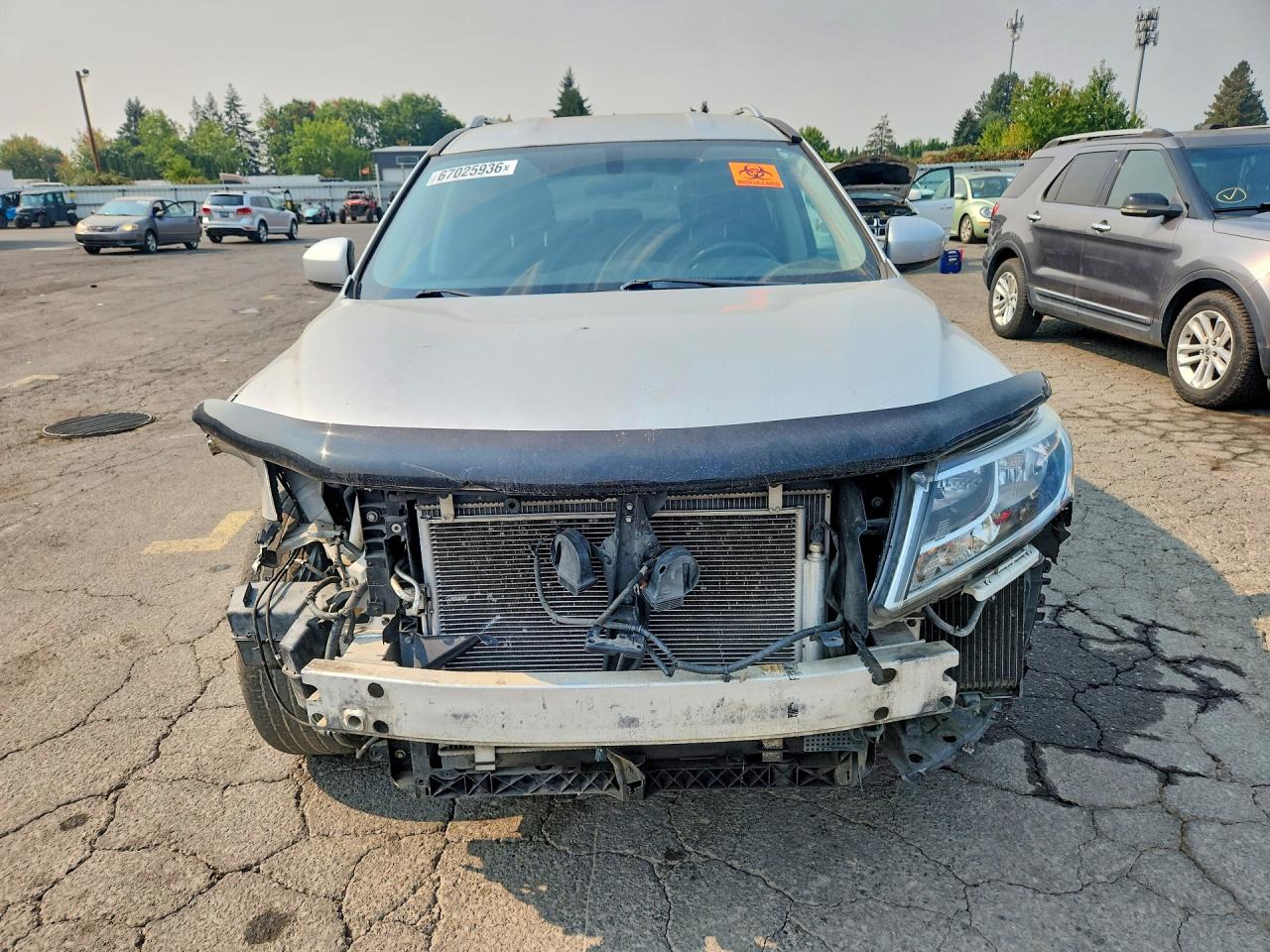 2013 Nissan Pathfinder S Silver vin: 5N1AR2MM9DC681942