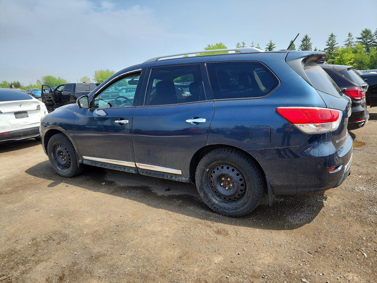 2013 Nissan Pathfinder S Blue vin: 5N1AR2MM9DC687546