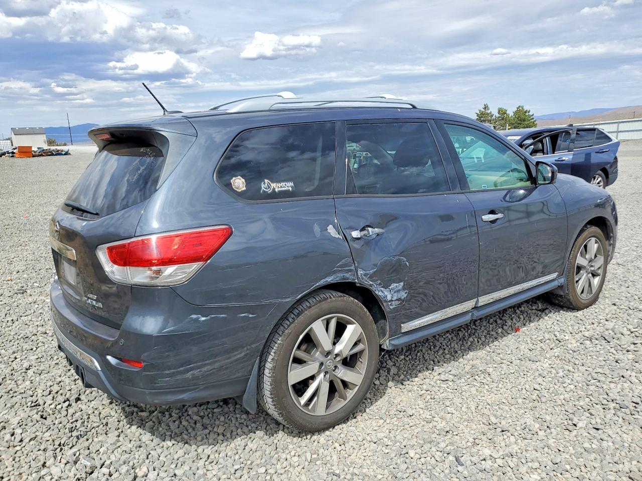 2014 Nissan Pathfinder S Угольный vin: 5N1AR2MM9EC615151
