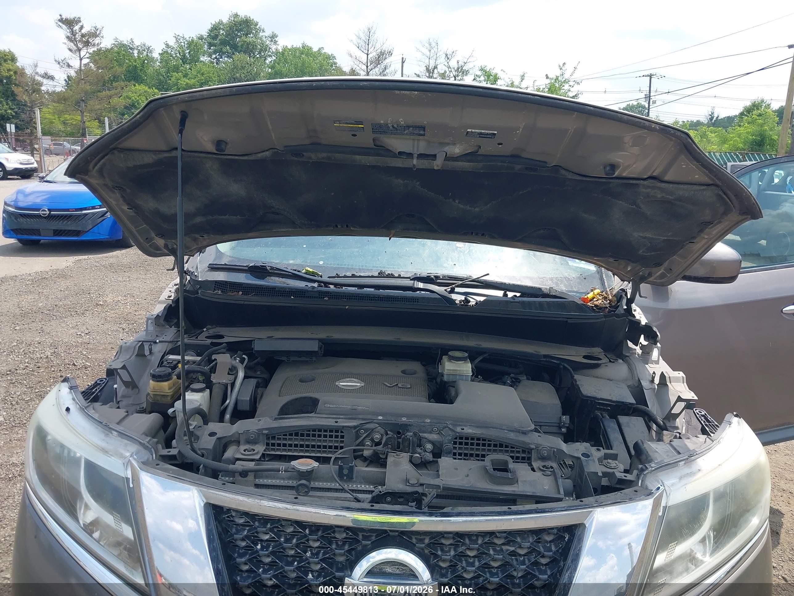 2014 Nissan Pathfinder S Brown vin: 5N1AR2MM9EC615201