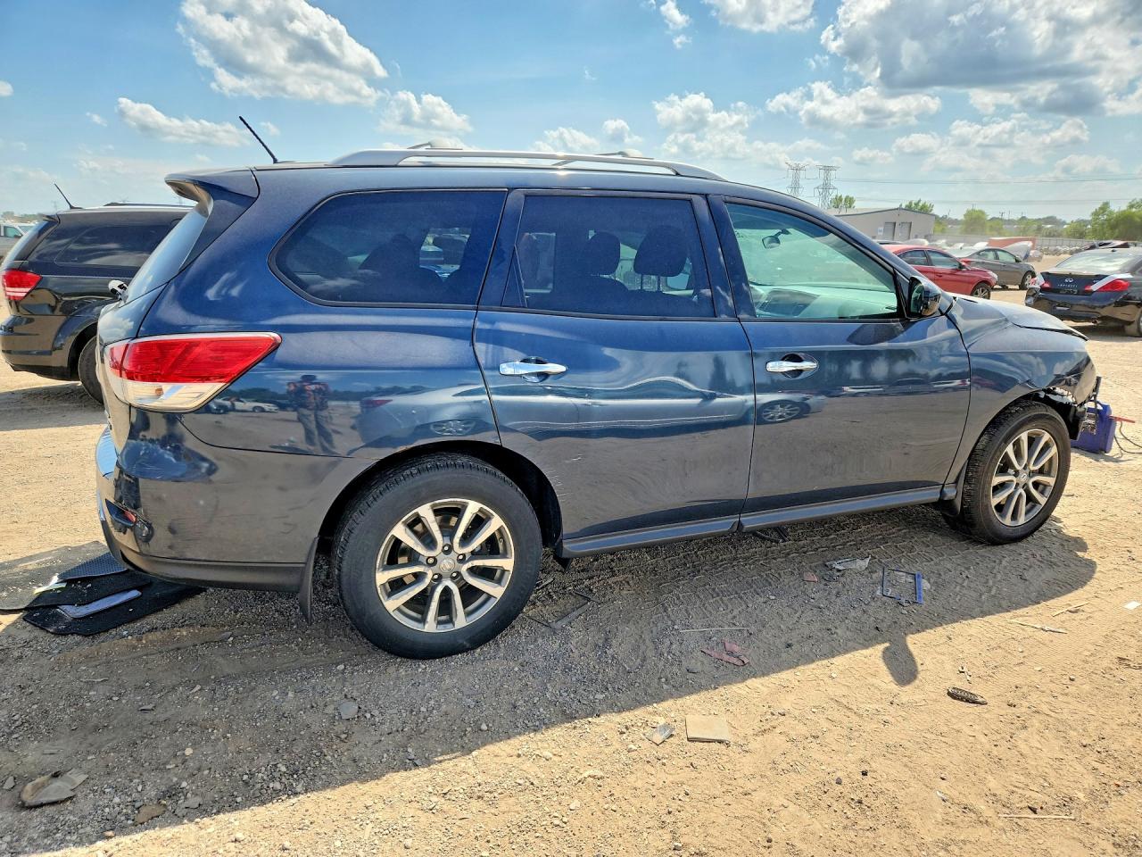 2014 Nissan Pathfinder Sv Gray vin: 5N1AR2MM9EC633973