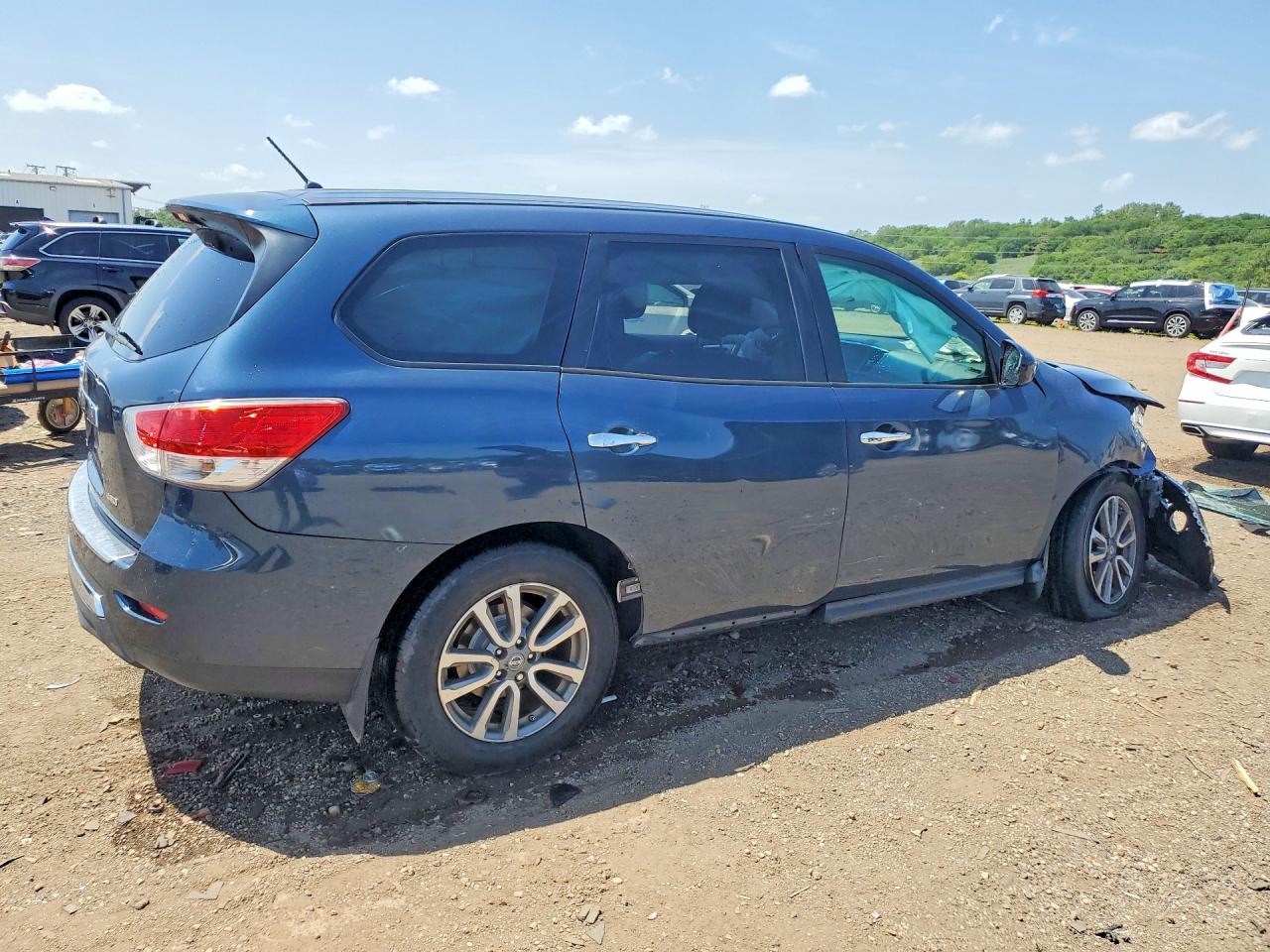 2014 Nissan Pathfinder S Blue vin: 5N1AR2MM9EC636484