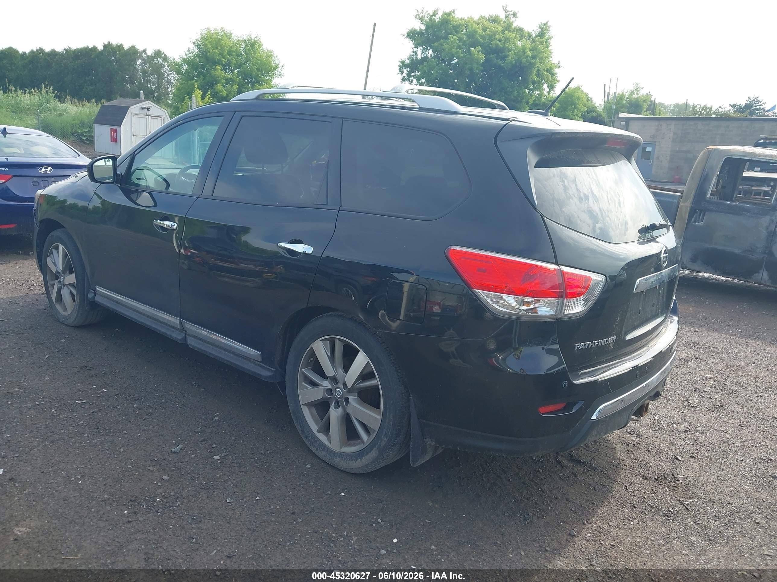 2014 Nissan Pathfinder Platinum Black vin: 5N1AR2MM9EC656444
