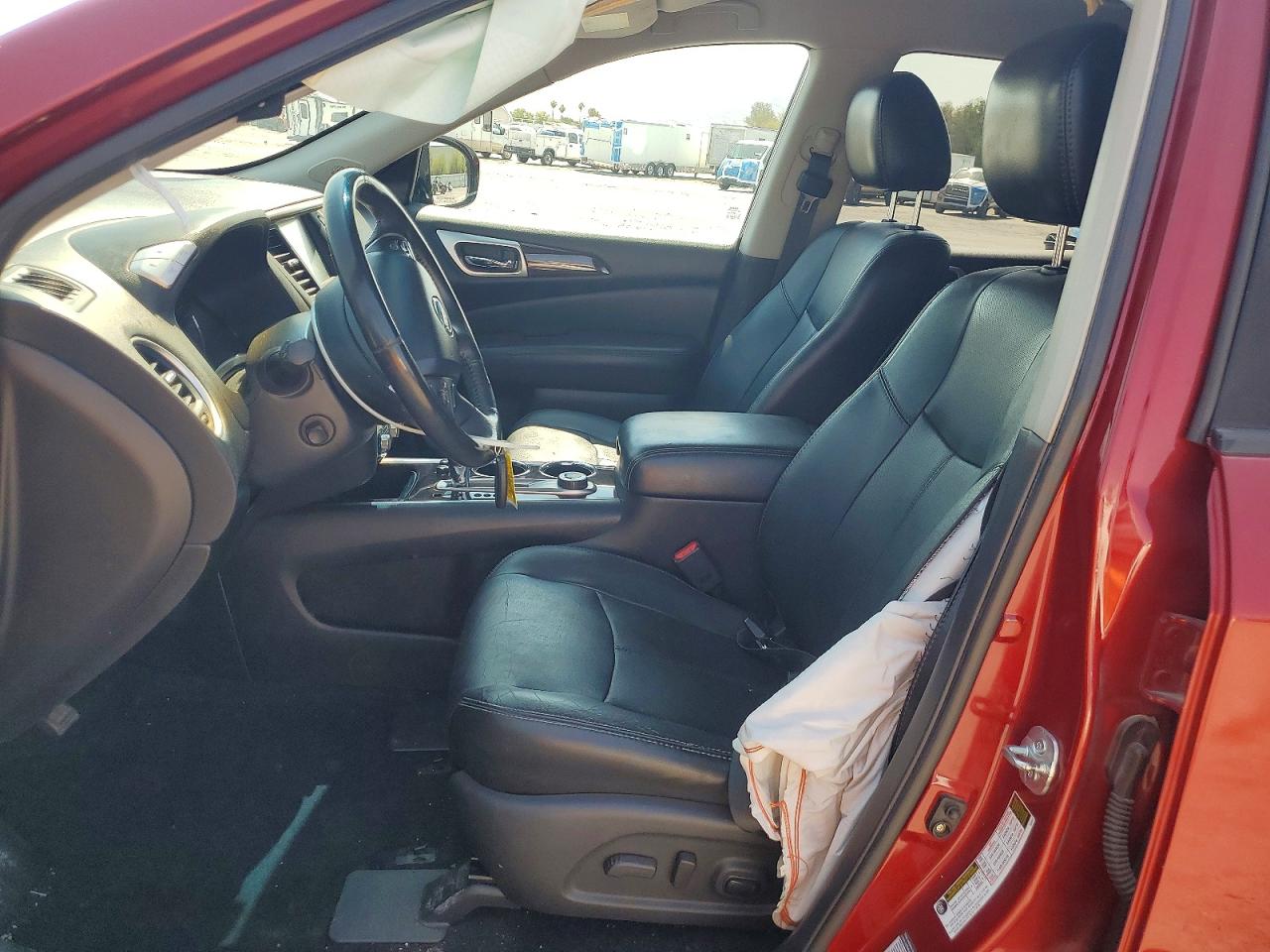 2014 Nissan Pathfinder Platinum Red vin: 5N1AR2MM9EC678072