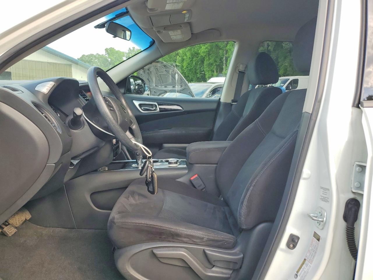 2014 Nissan Pathfinder S White vin: 5N1AR2MM9EC682865