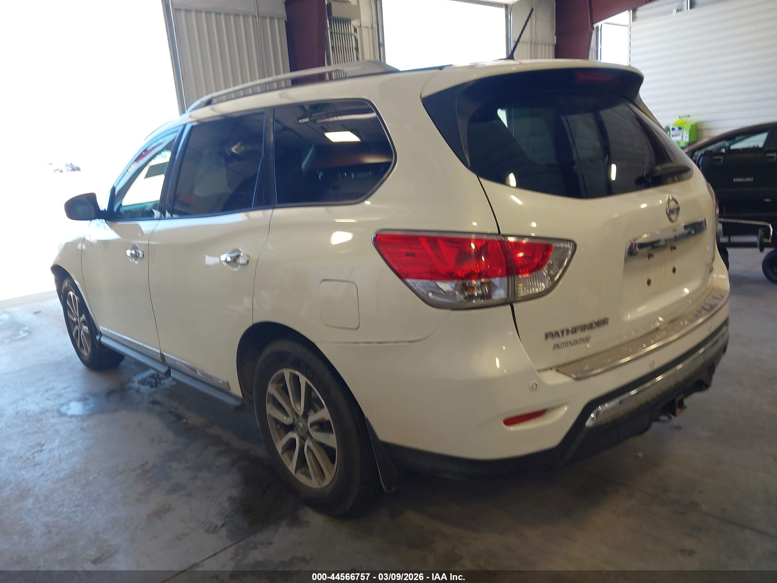 2014 Nissan Pathfinder Sl White vin: 5N1AR2MM9EC684776