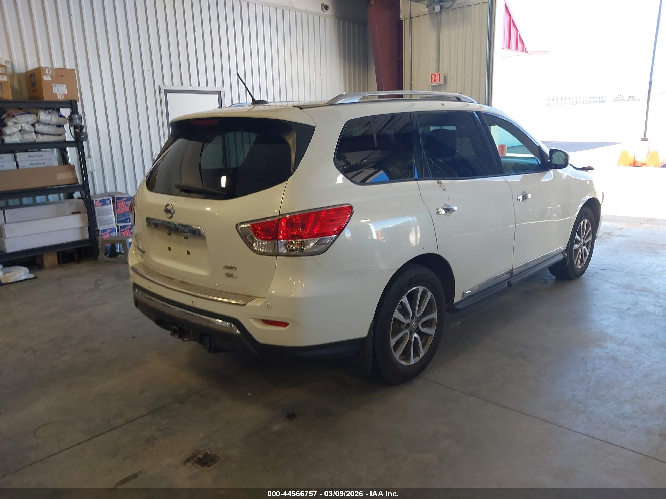 2014 Nissan Pathfinder Sl White vin: 5N1AR2MM9EC684776