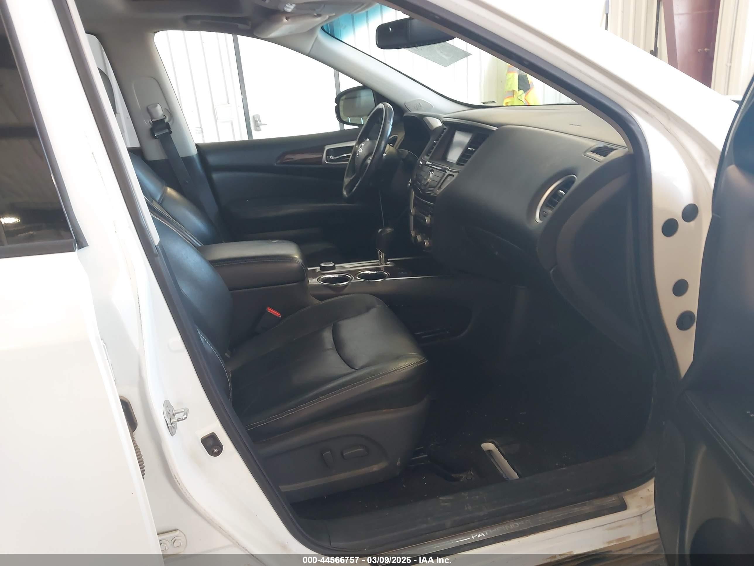 2014 Nissan Pathfinder Sl White vin: 5N1AR2MM9EC684776