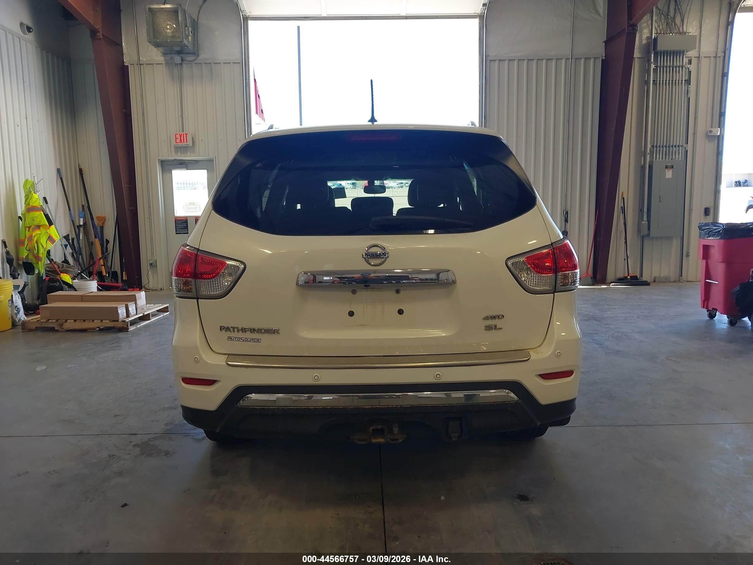 2014 Nissan Pathfinder Sl White vin: 5N1AR2MM9EC684776