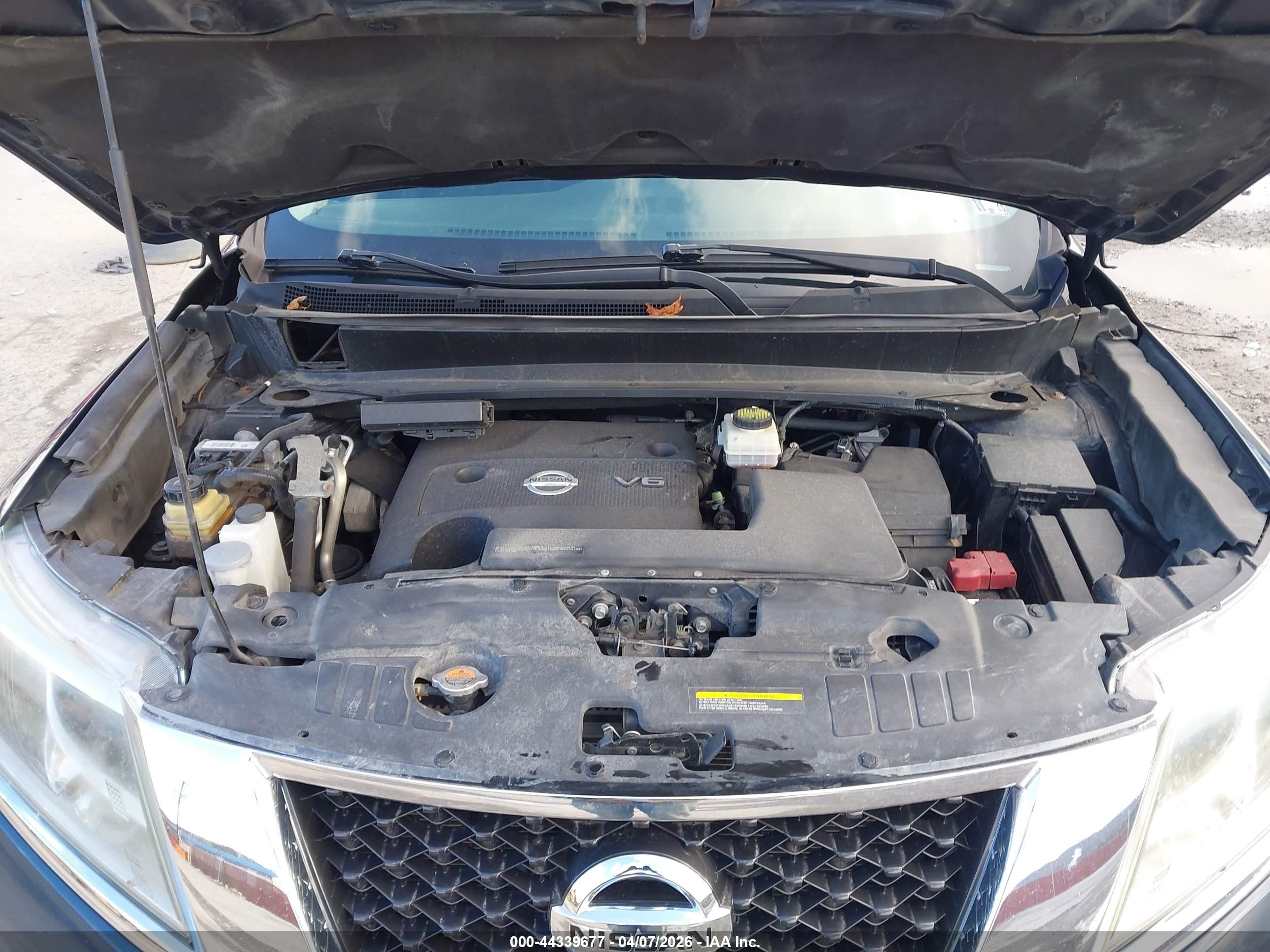 2014 Nissan Pathfinder Sv Blue vin: 5N1AR2MM9EC713919