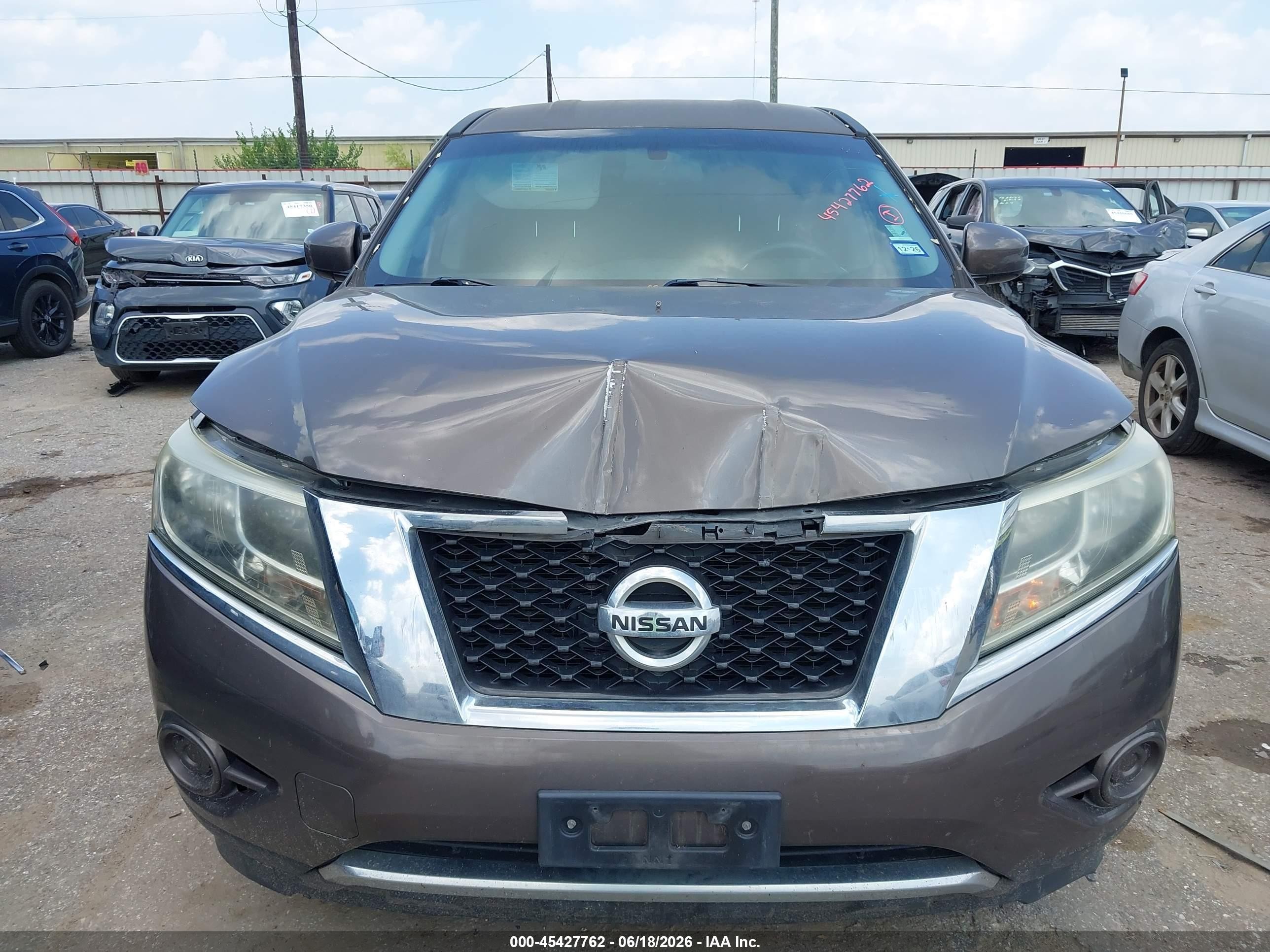 2015 Nissan Pathfinder S Brown vin: 5N1AR2MM9FC604927