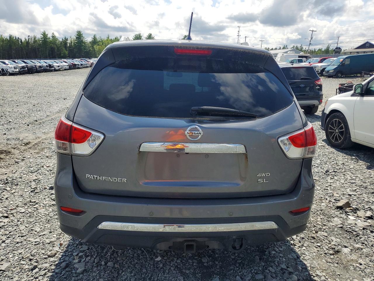 2015 Nissan Pathfinder S Gray vin: 5N1AR2MM9FC612736