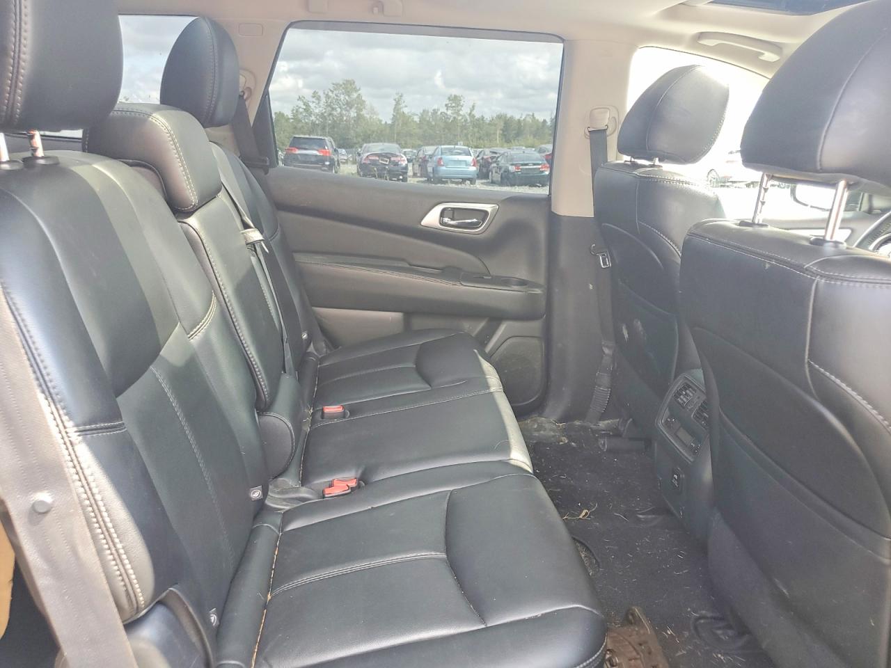 2015 Nissan Pathfinder S Gray vin: 5N1AR2MM9FC612736