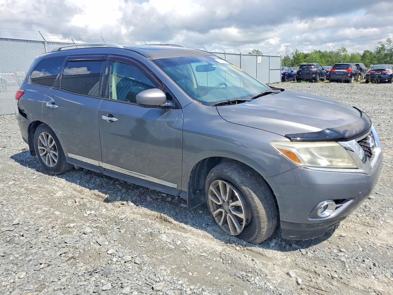 2015 Nissan Pathfinder S Gray vin: 5N1AR2MM9FC612736