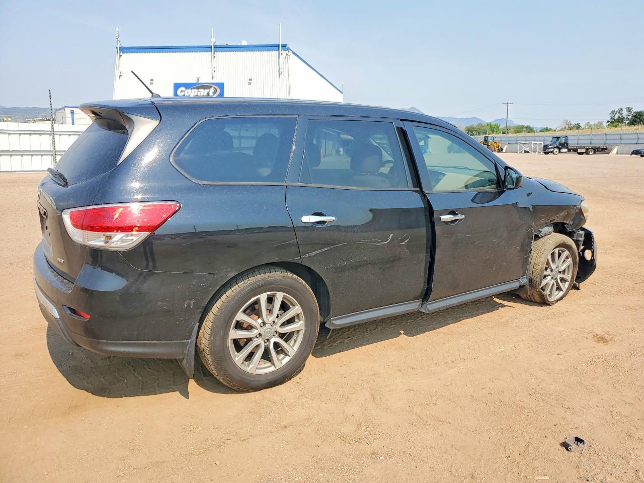 2015 Nissan Pathfinder S Черный vin: 5N1AR2MM9FC614969