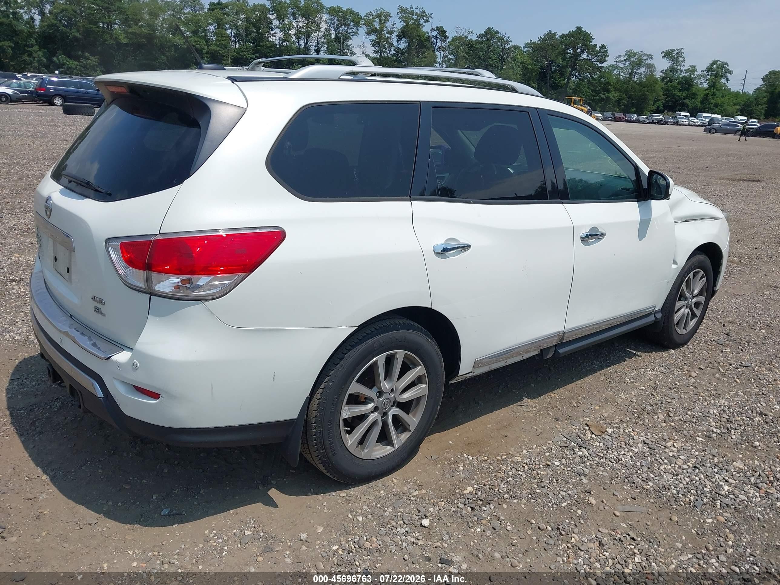 2015 Nissan Pathfinder Sl White vin: 5N1AR2MM9FC616317