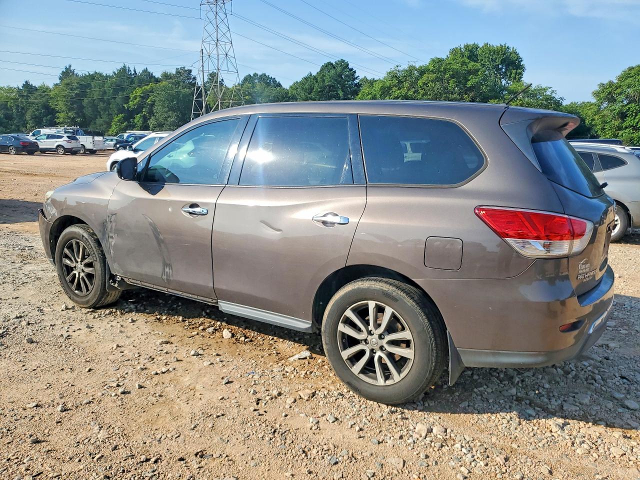 2015 Nissan Pathfinder S Серый vin: 5N1AR2MM9FC625907