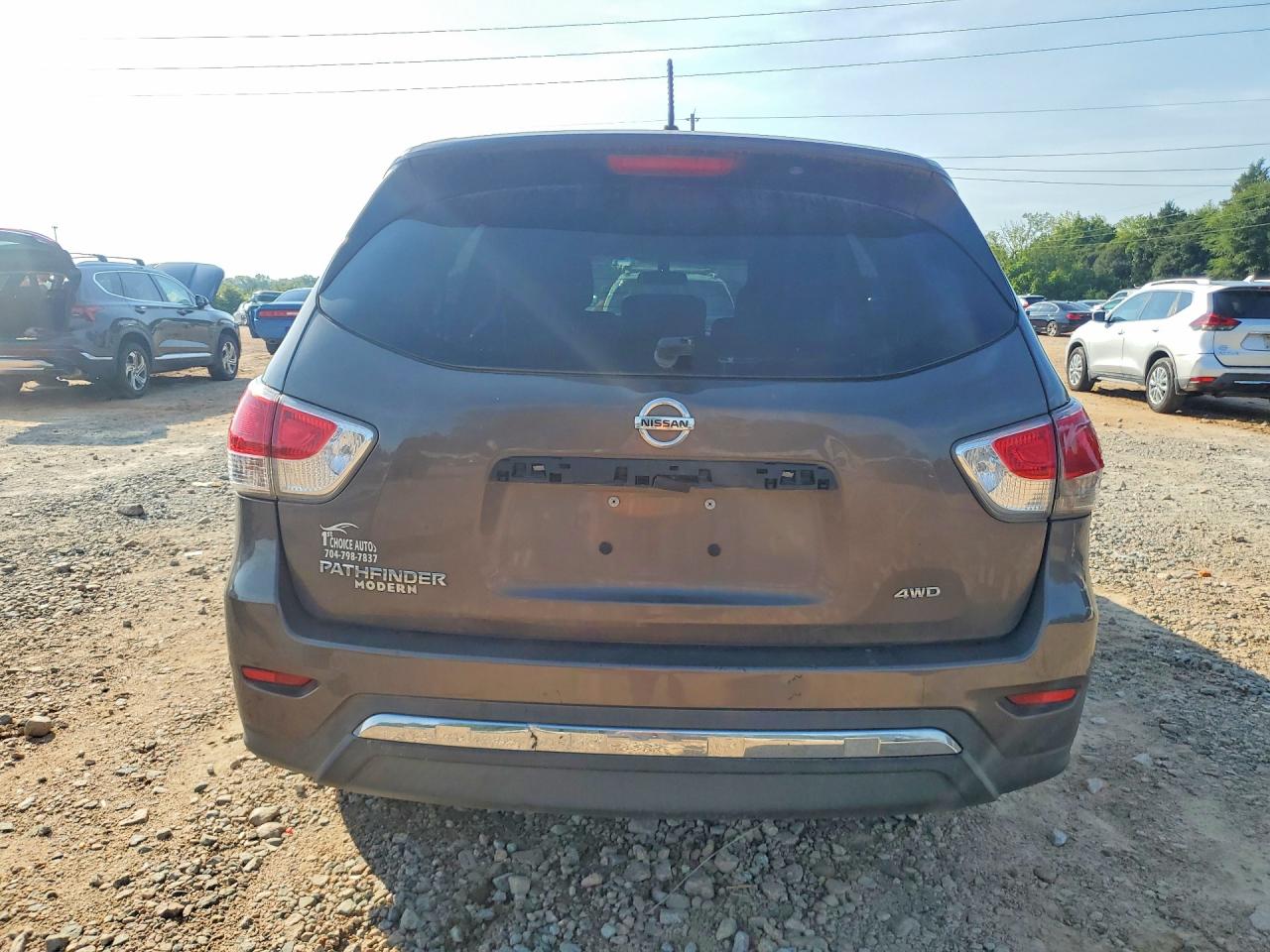 2015 Nissan Pathfinder S Серый vin: 5N1AR2MM9FC625907