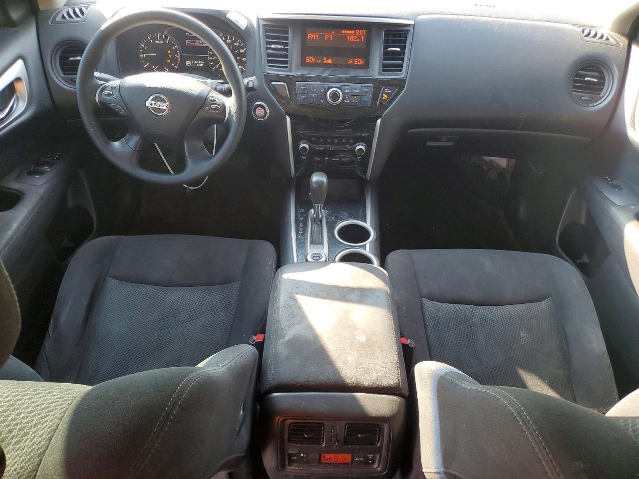 2015 Nissan Pathfinder S Серый vin: 5N1AR2MM9FC625907