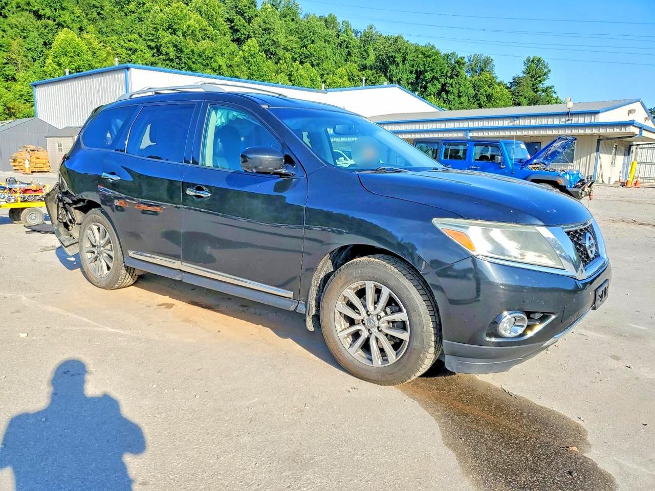 2015 Nissan Pathfinder Sl Черный vin: 5N1AR2MM9FC642352
