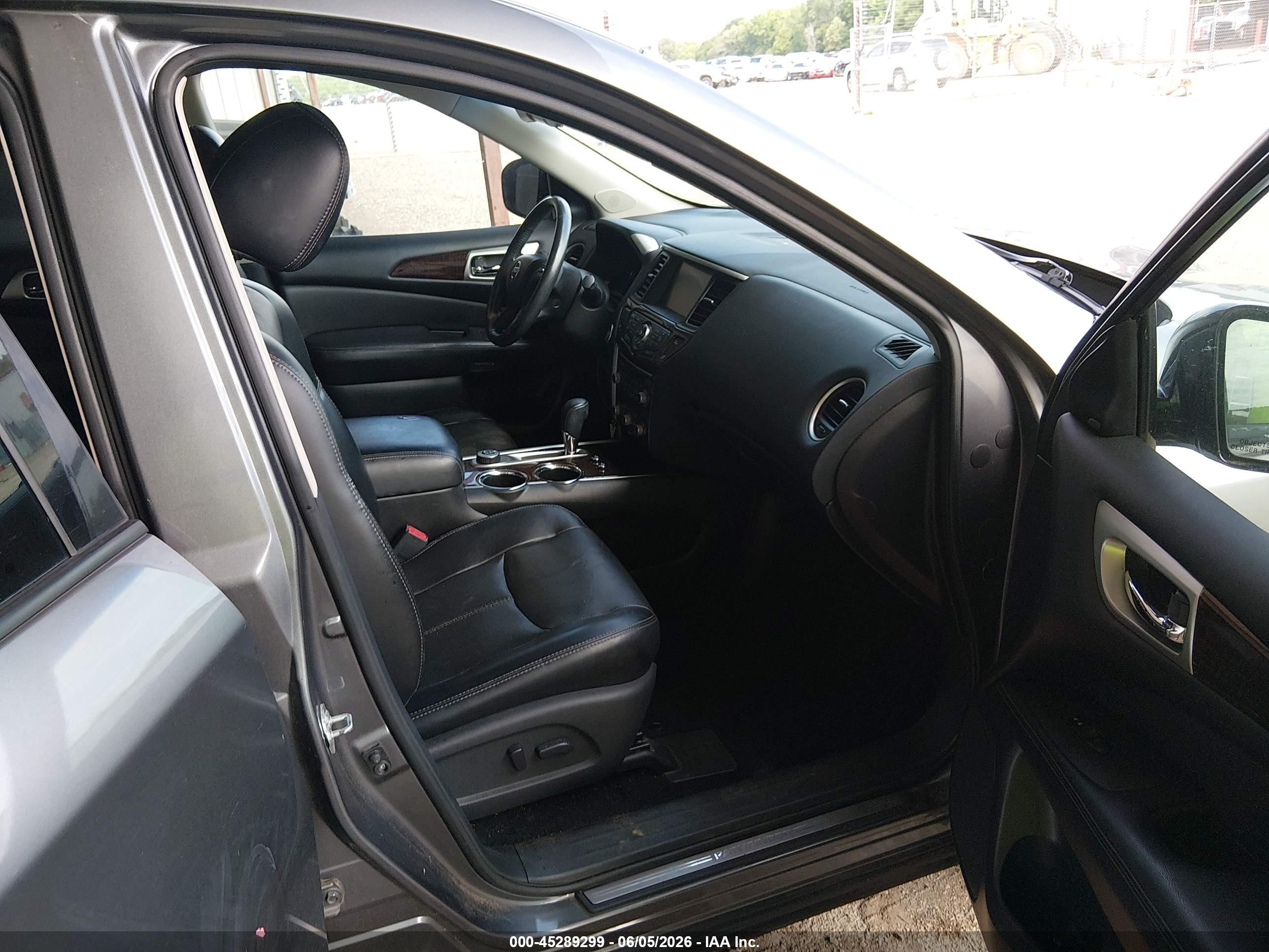 2015 Nissan Pathfinder Platinum/s/sl/sv Gray vin: 5N1AR2MM9FC660365