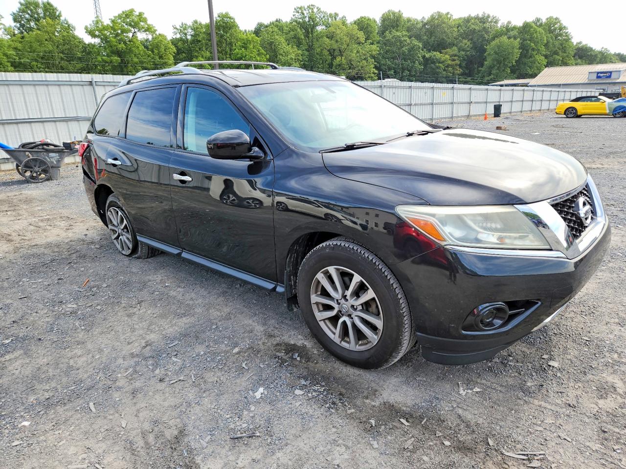 2015 Nissan Pathfinder S Черный vin: 5N1AR2MM9FC695214