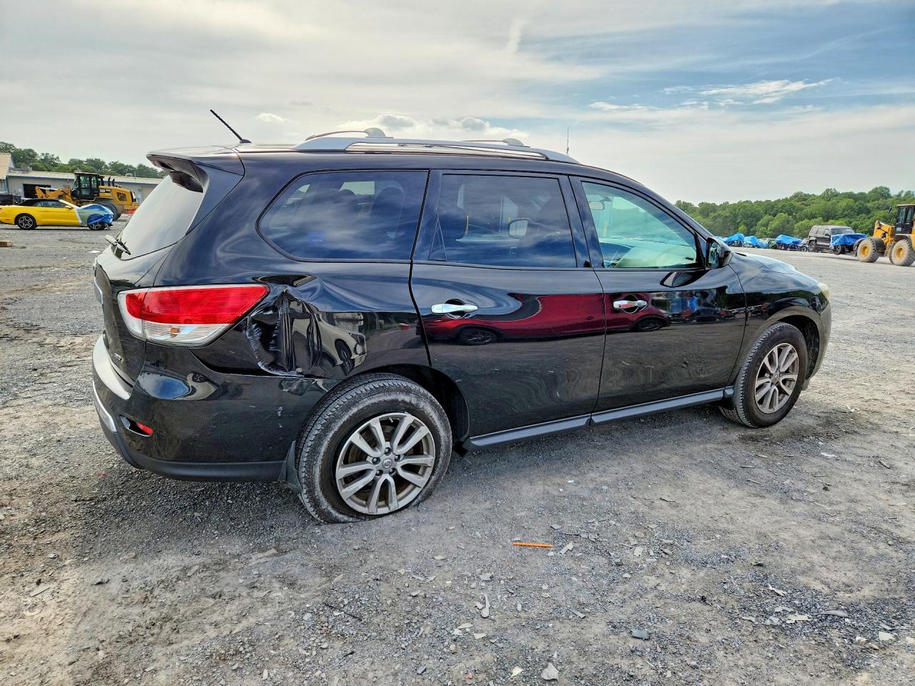 2015 Nissan Pathfinder S Черный vin: 5N1AR2MM9FC695214