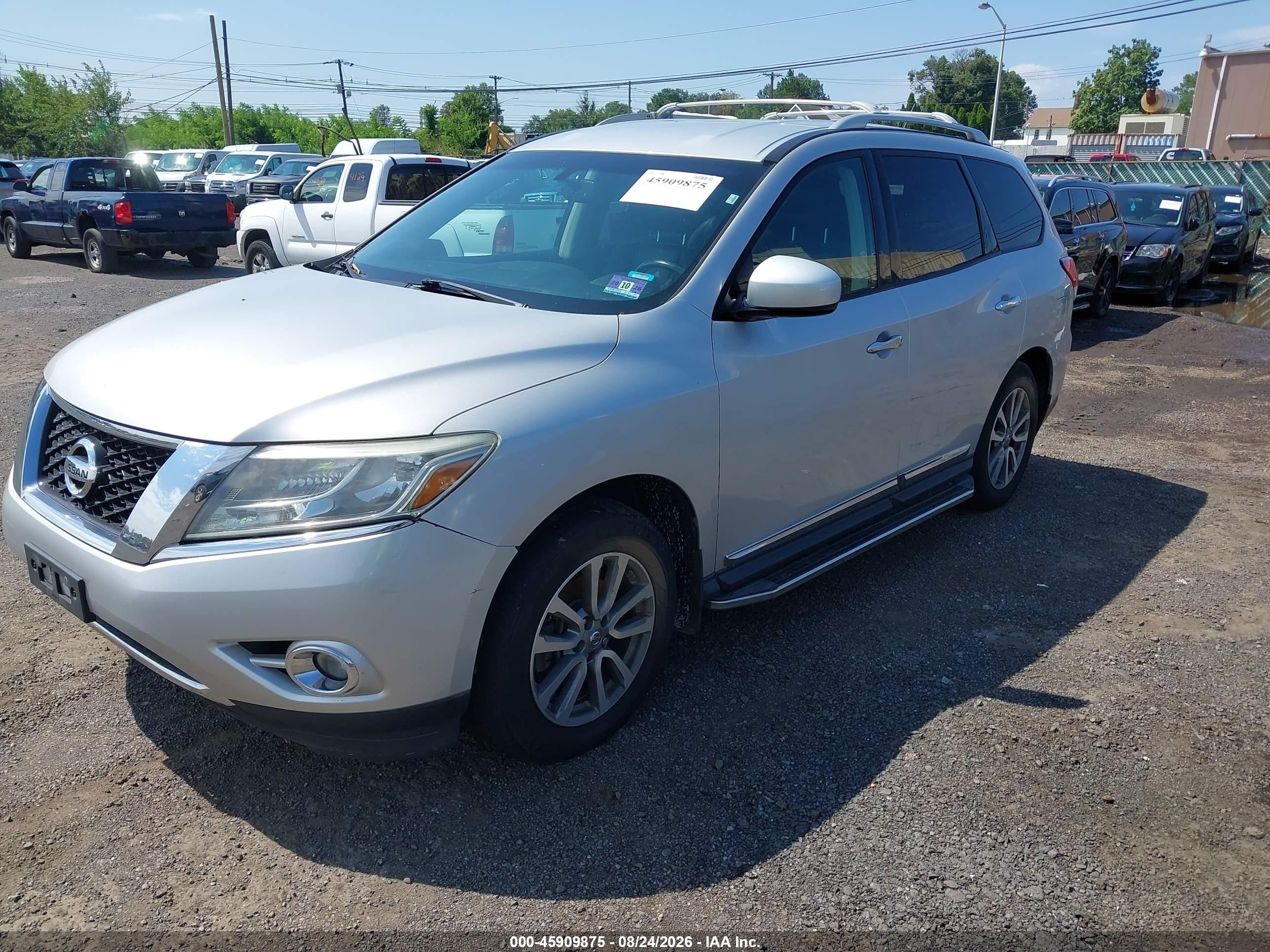 2015 Nissan Pathfinder Sl Silver vin: 5N1AR2MM9FC696637
