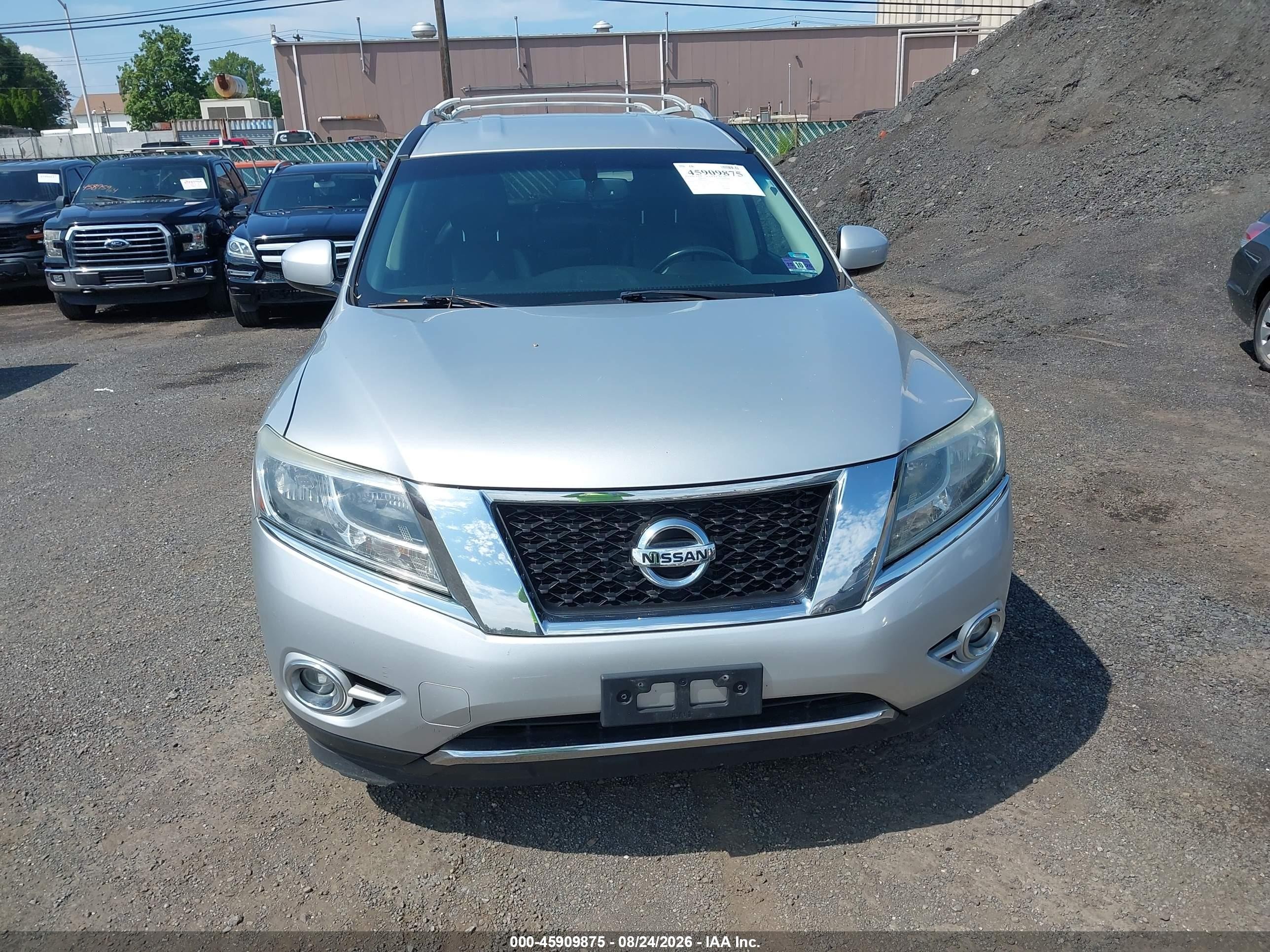 2015 Nissan Pathfinder Sl Silver vin: 5N1AR2MM9FC696637