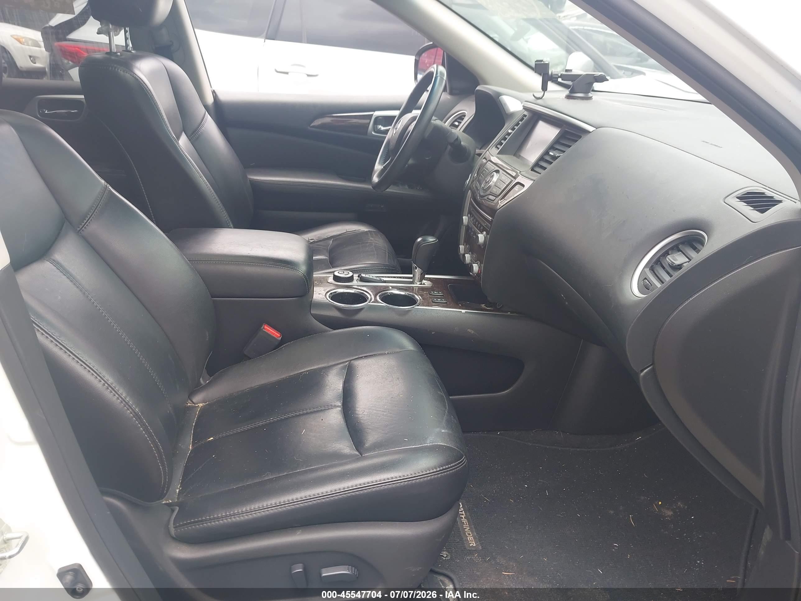 2015 Nissan Pathfinder Sl White vin: 5N1AR2MM9FC710732