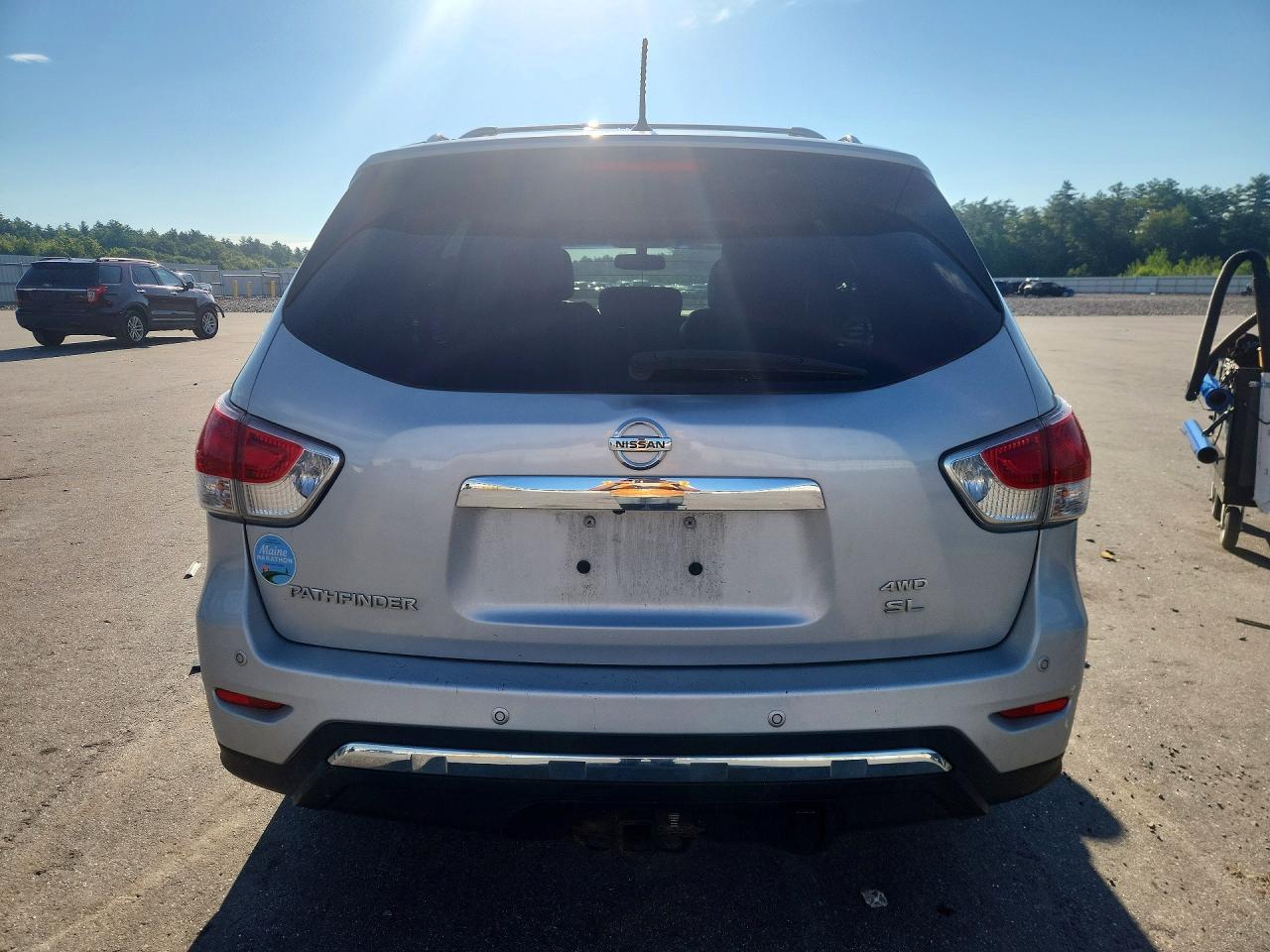 2013 Nissan Pathfinder S Серебряный vin: 5N1AR2MMXDC608336