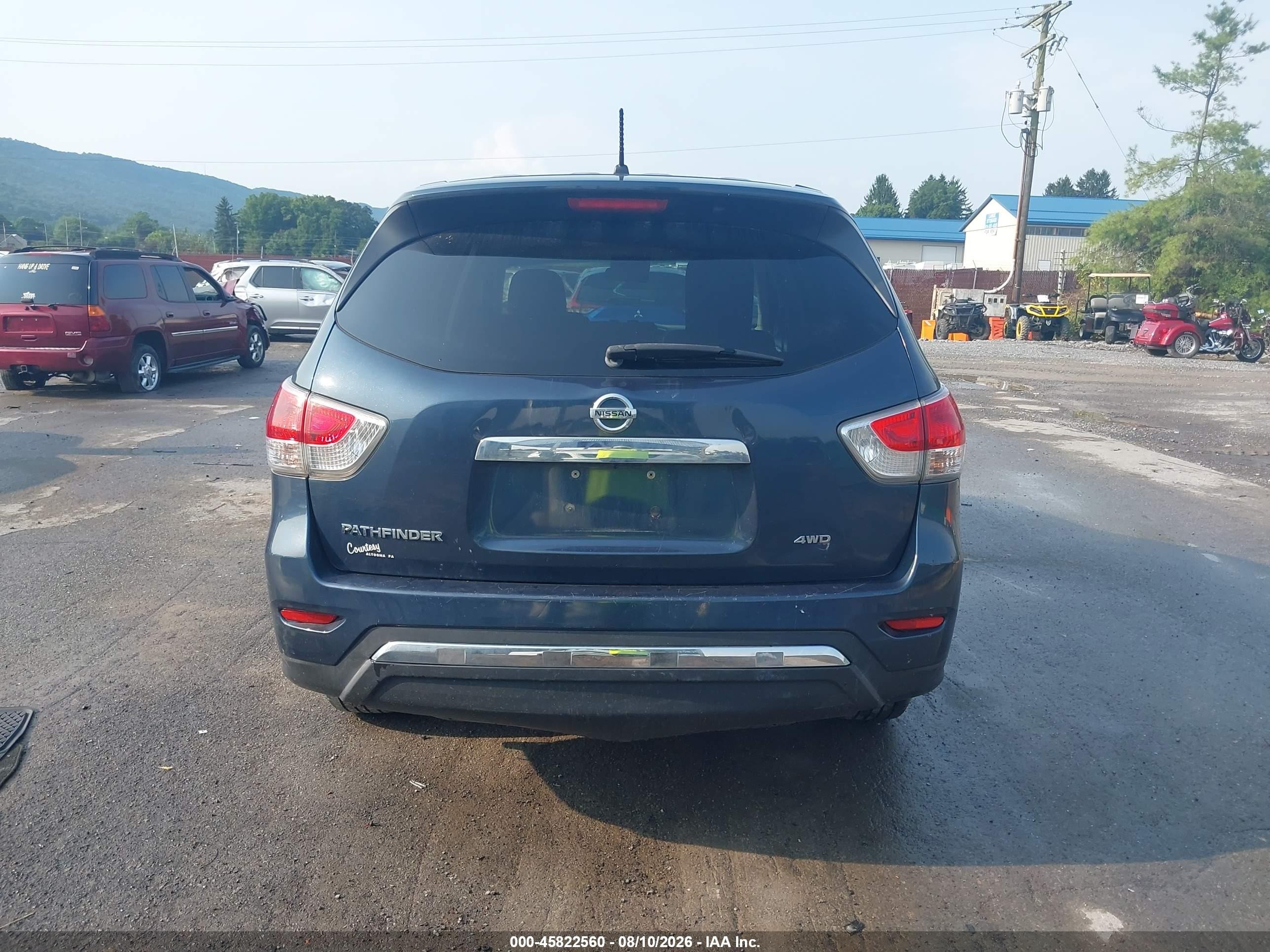 2013 Nissan Pathfinder S Blue vin: 5N1AR2MMXDC608398