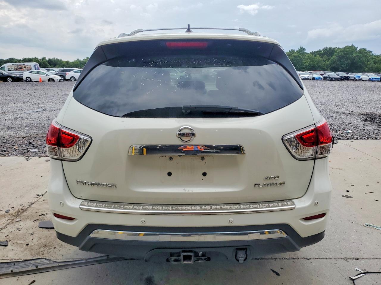 2013 Nissan Pathfinder S White vin: 5N1AR2MMXDC609003