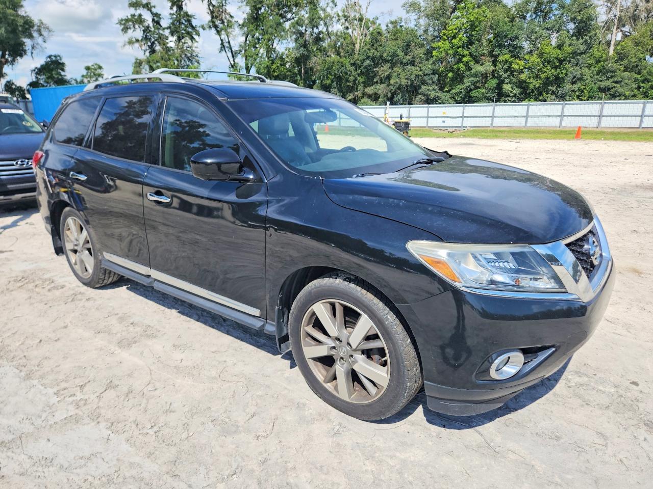 2013 Nissan Pathfinder S Black vin: 5N1AR2MMXDC636153