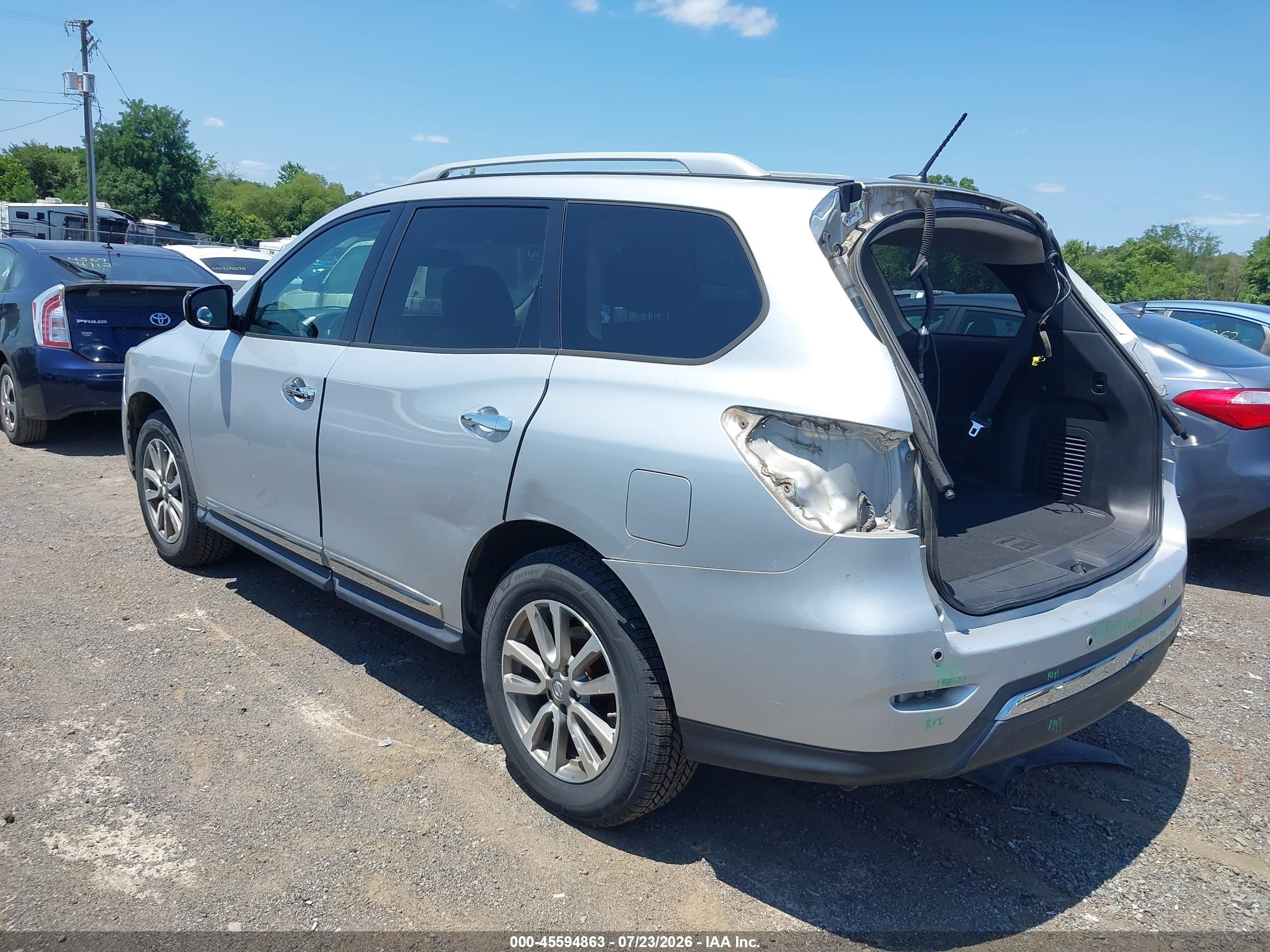 2013 Nissan Pathfinder Sl Silver vin: 5N1AR2MMXDC636752