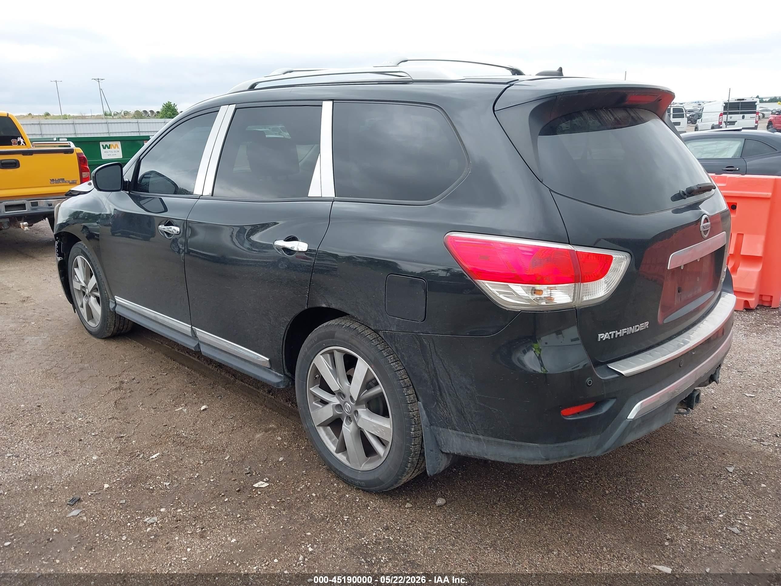 2013 Nissan Pathfinder Platinum Black vin: 5N1AR2MMXDC638162