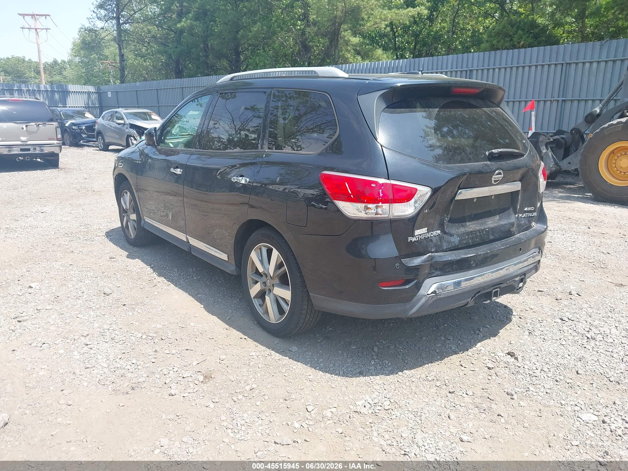 2013 Nissan Pathfinder Platinum Черный vin: 5N1AR2MMXDC656385