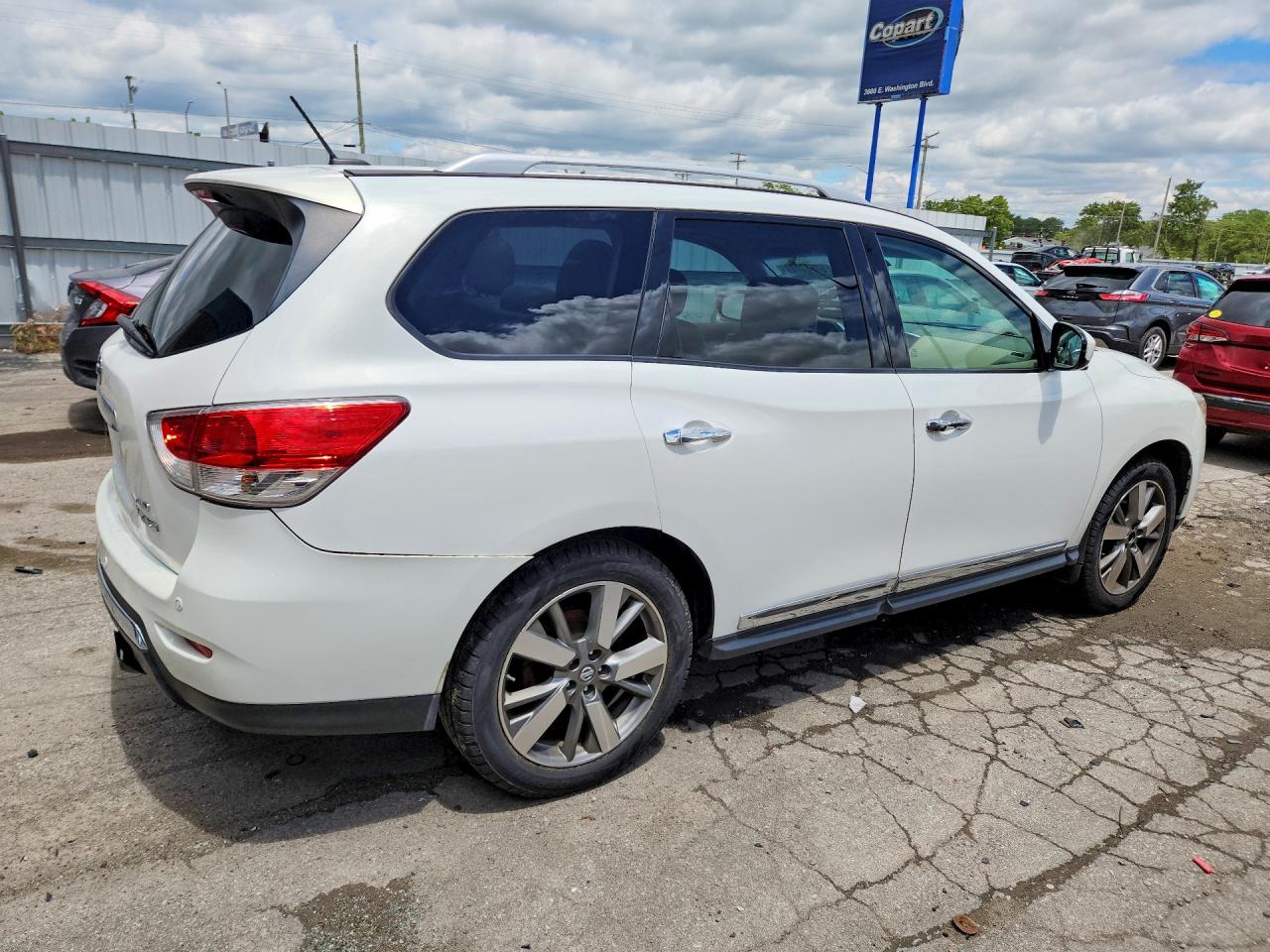 2013 Nissan Pathfinder S White vin: 5N1AR2MMXDC662154
