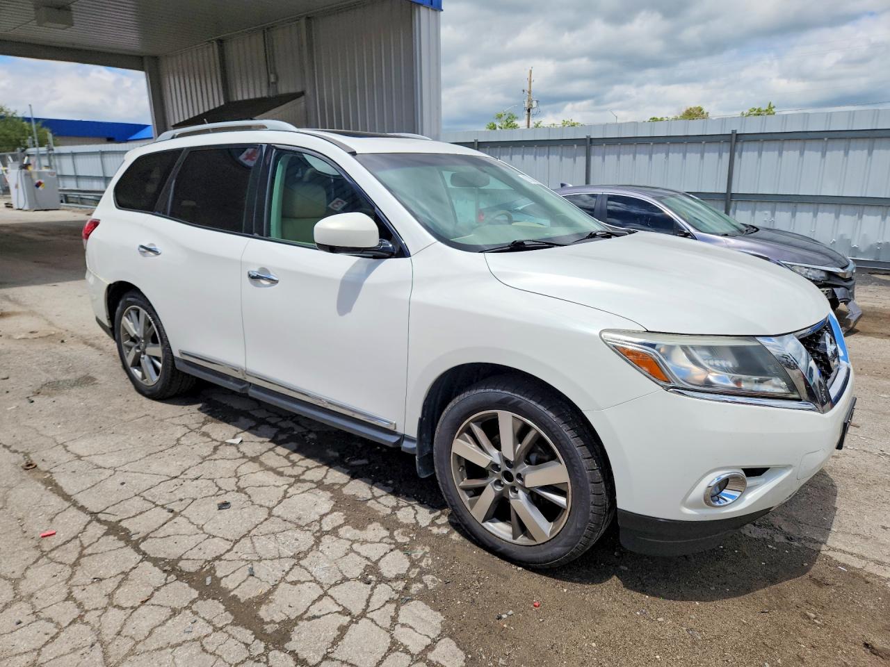 2013 Nissan Pathfinder S White vin: 5N1AR2MMXDC662154
