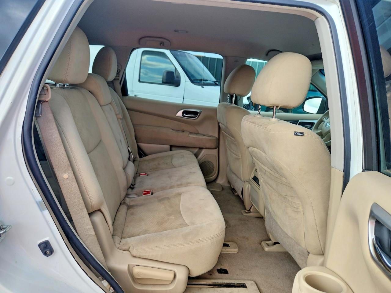 2013 Nissan Pathfinder S White vin: 5N1AR2MMXDC672750