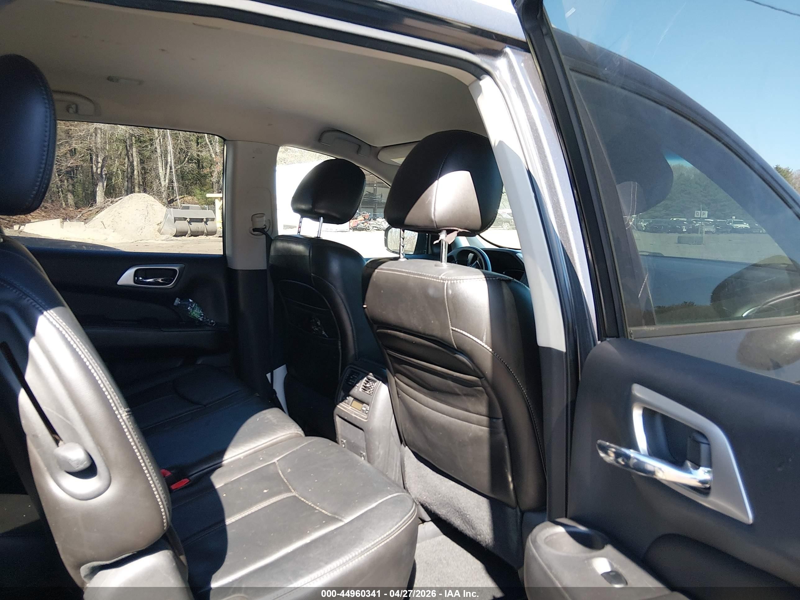 2013 Nissan Pathfinder Sl Gray vin: 5N1AR2MMXDC681612